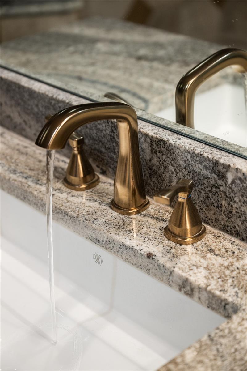 Image 38 of 62 For 3738 Kissimmee Park Road