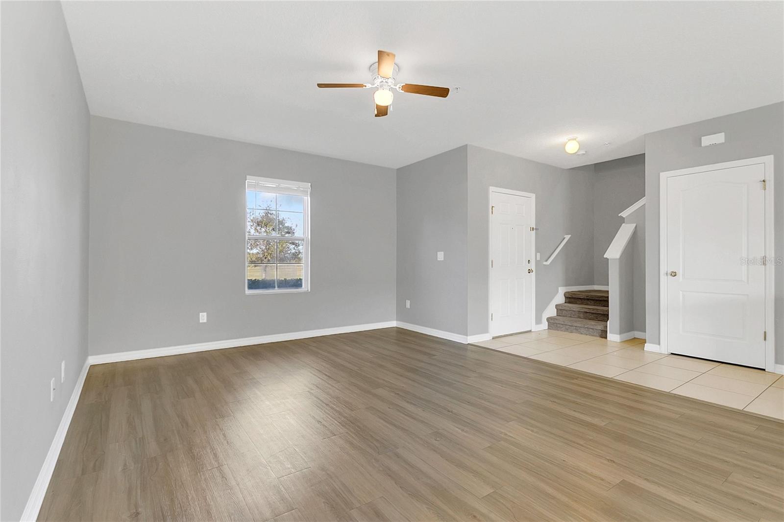 Image 3 of 35 For 1621 Reflection Cove