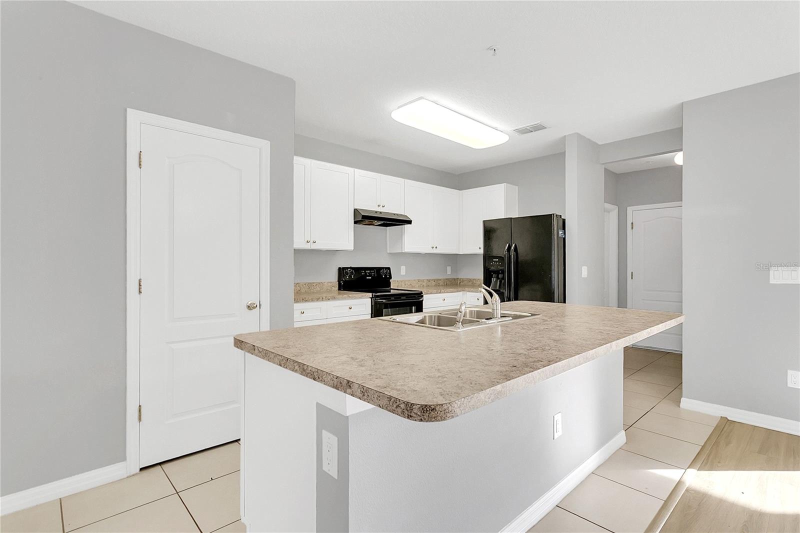 Image 7 of 35 For 1621 Reflection Cove