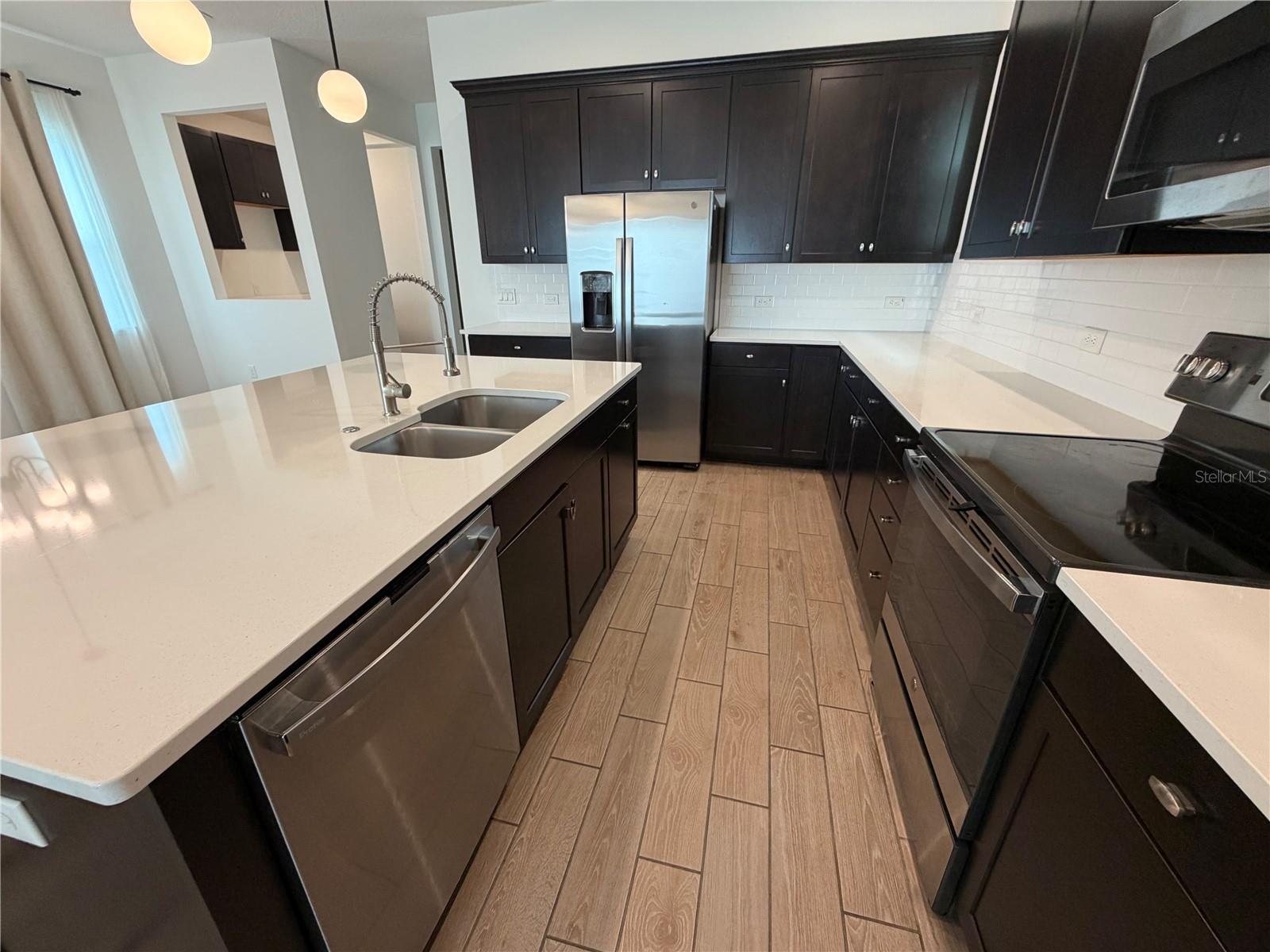 Image 17 of 41 For 16053 Micelli Drive