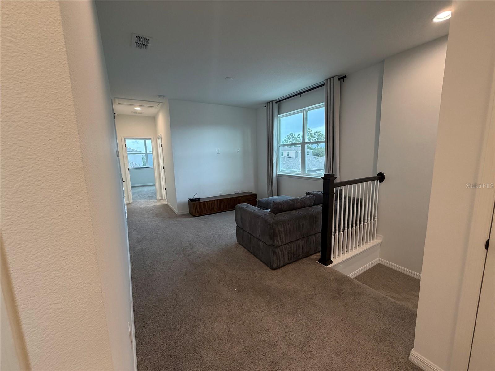 Image 25 of 41 For 16053 Micelli Drive