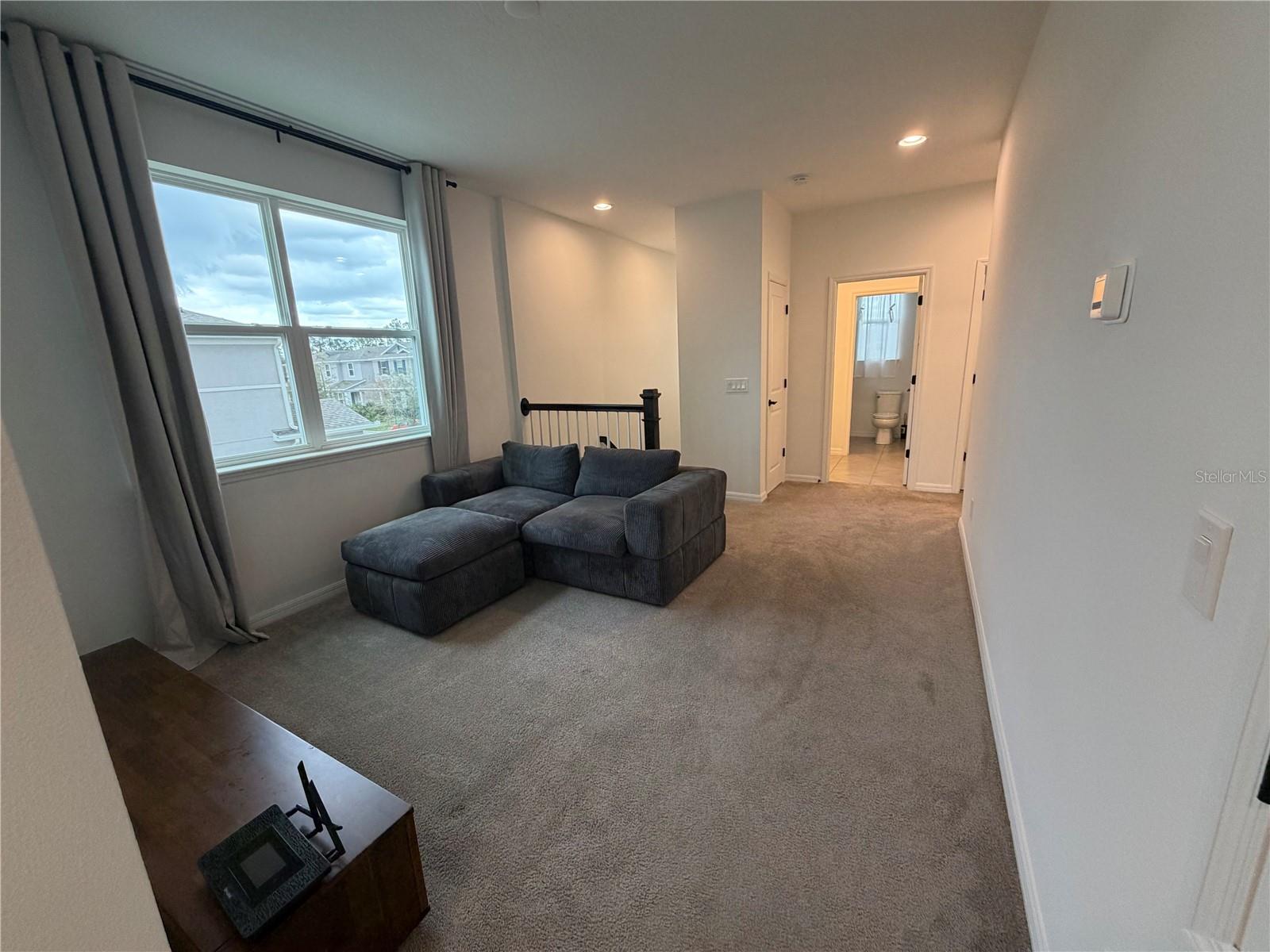 Image 26 of 41 For 16053 Micelli Drive