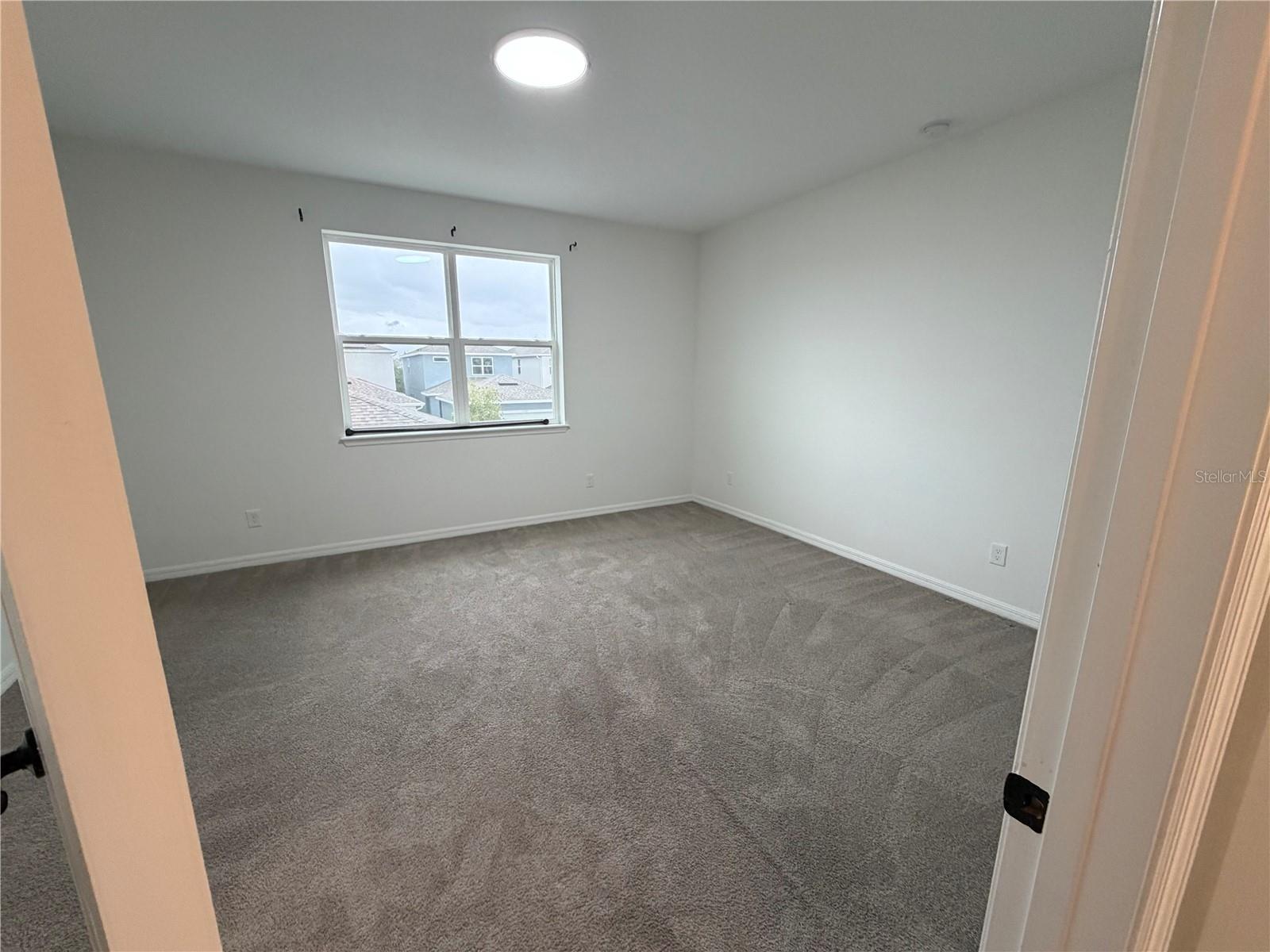 Image 27 of 41 For 16053 Micelli Drive