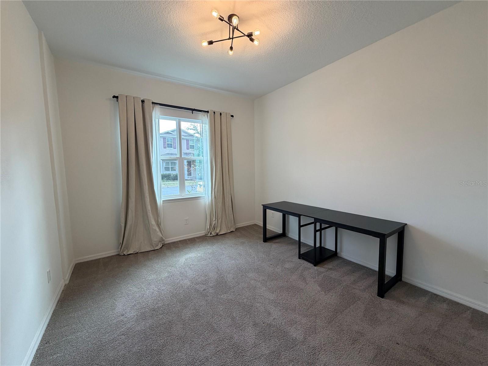 Image 9 of 41 For 16053 Micelli Drive