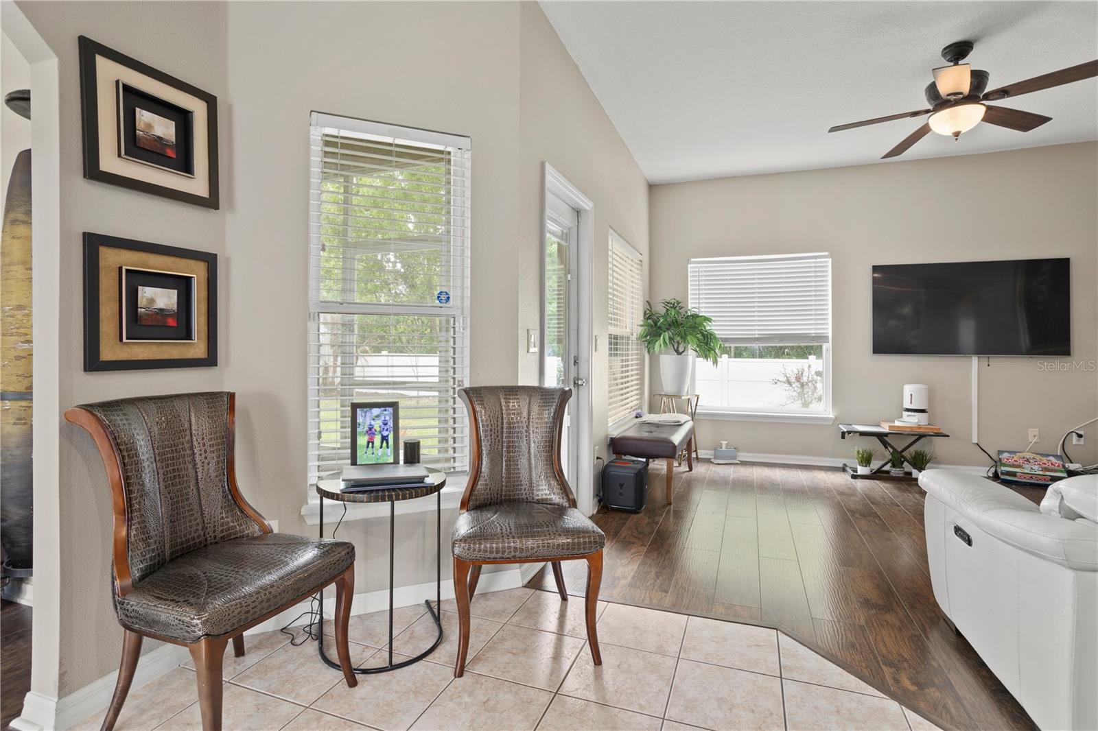 Image 11 of 33 For 548 Carey Way