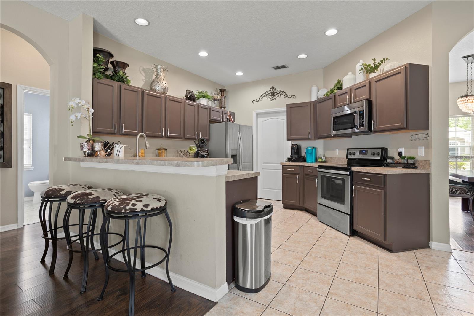 Image 12 of 33 For 548 Carey Way