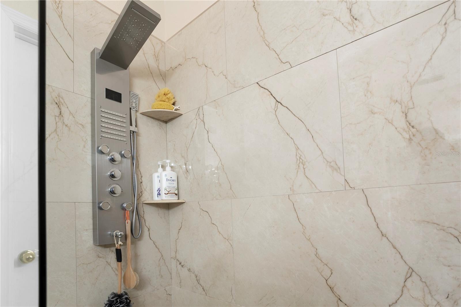 Image 18 of 33 For 548 Carey Way