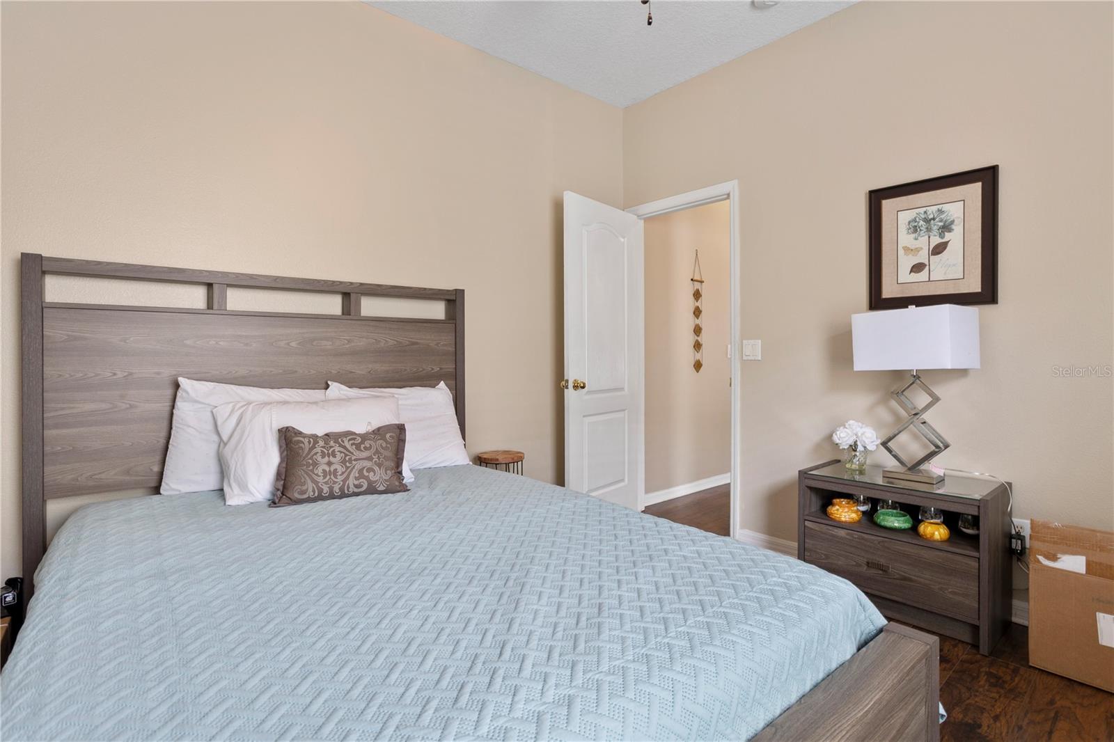 Image 25 of 33 For 548 Carey Way