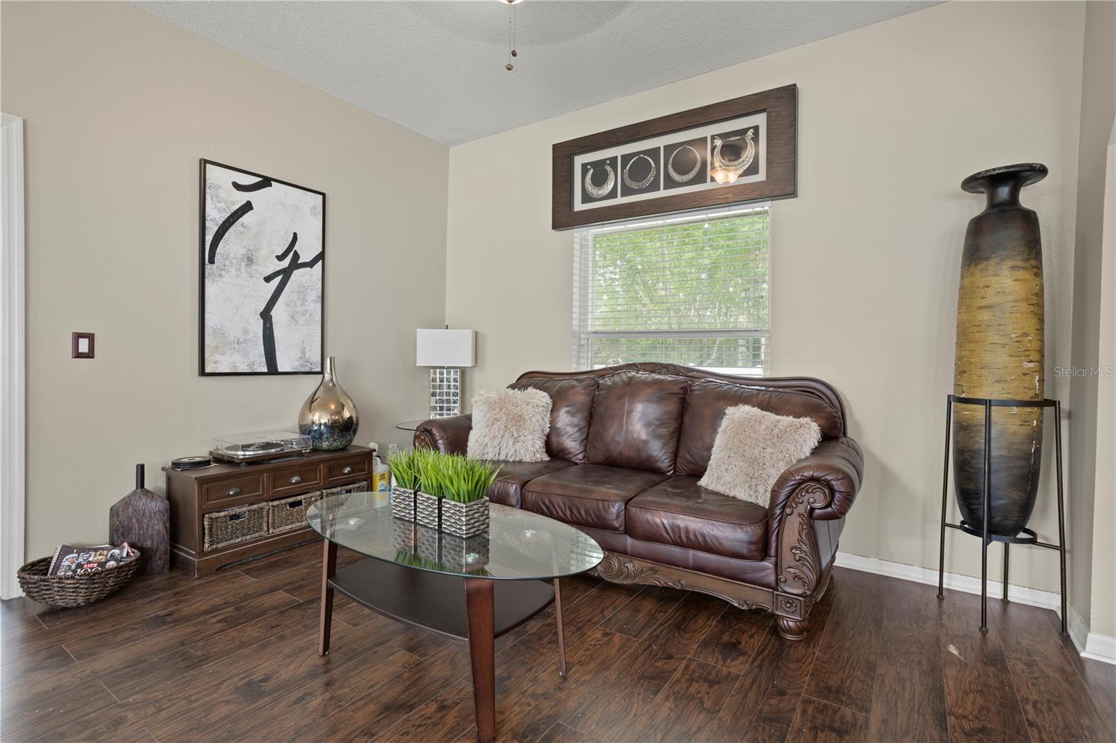 Image 4 of 33 For 548 Carey Way