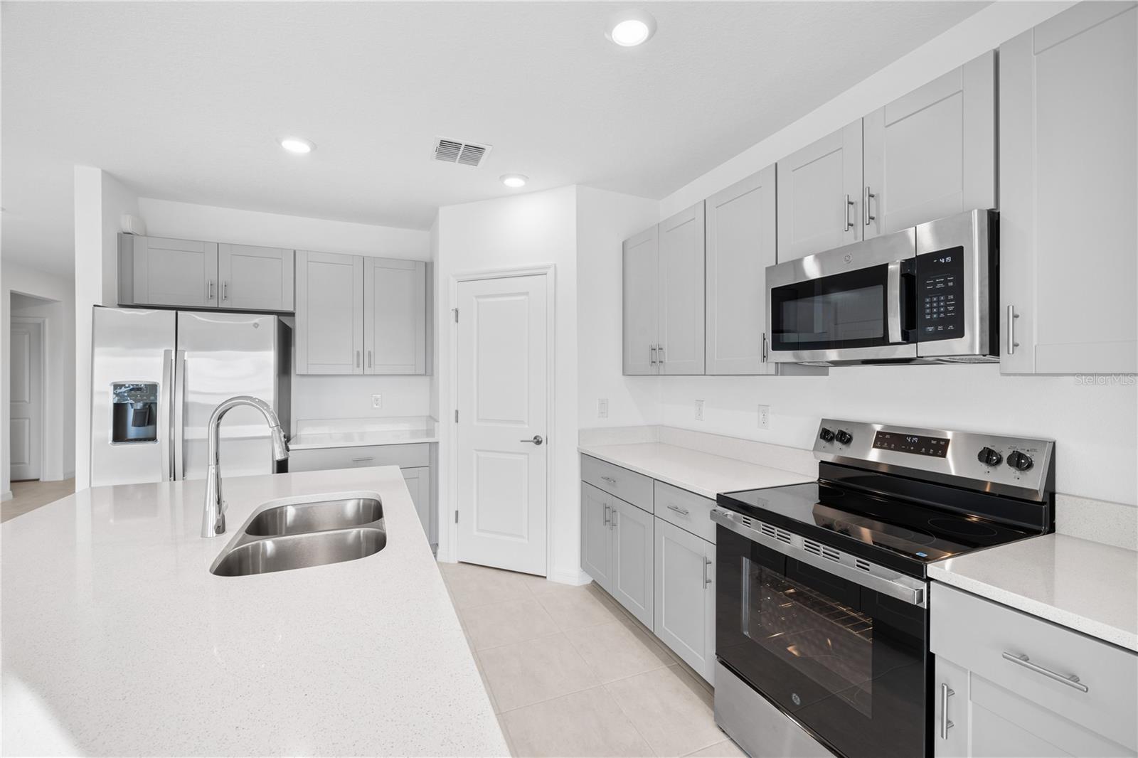 Image 22 of 50 For 4724 Babys Breath Place