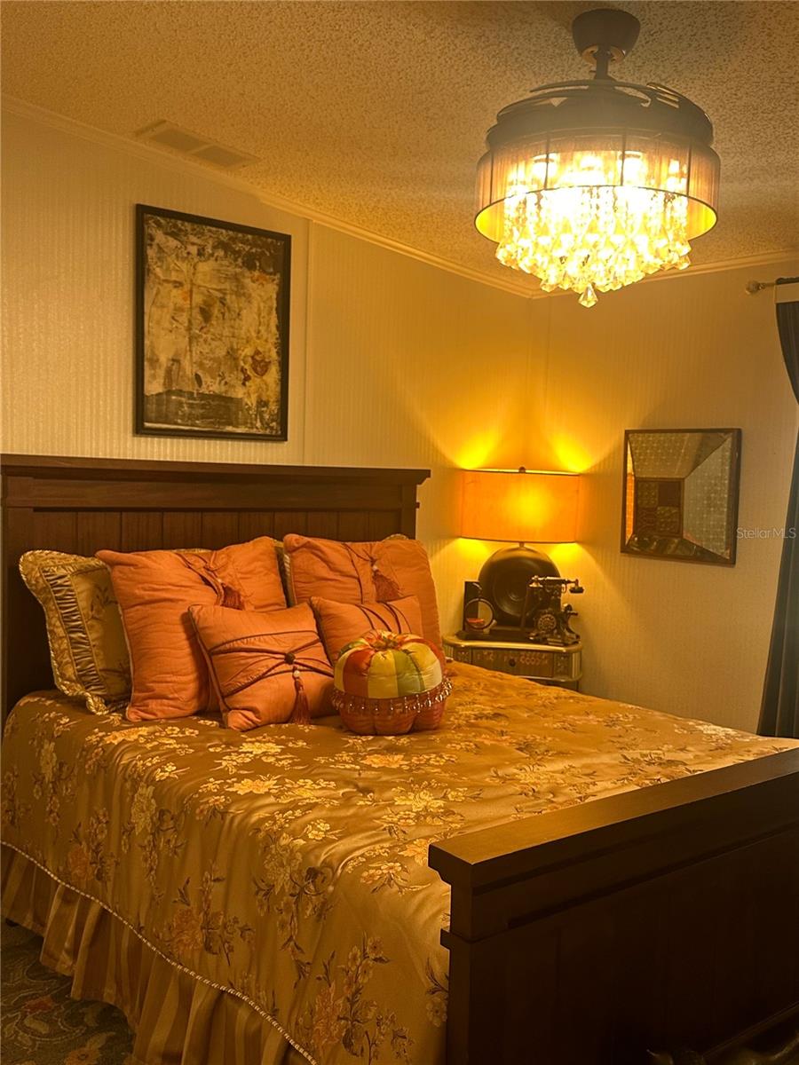 Image 15 of 27 For 747 Navigators Way