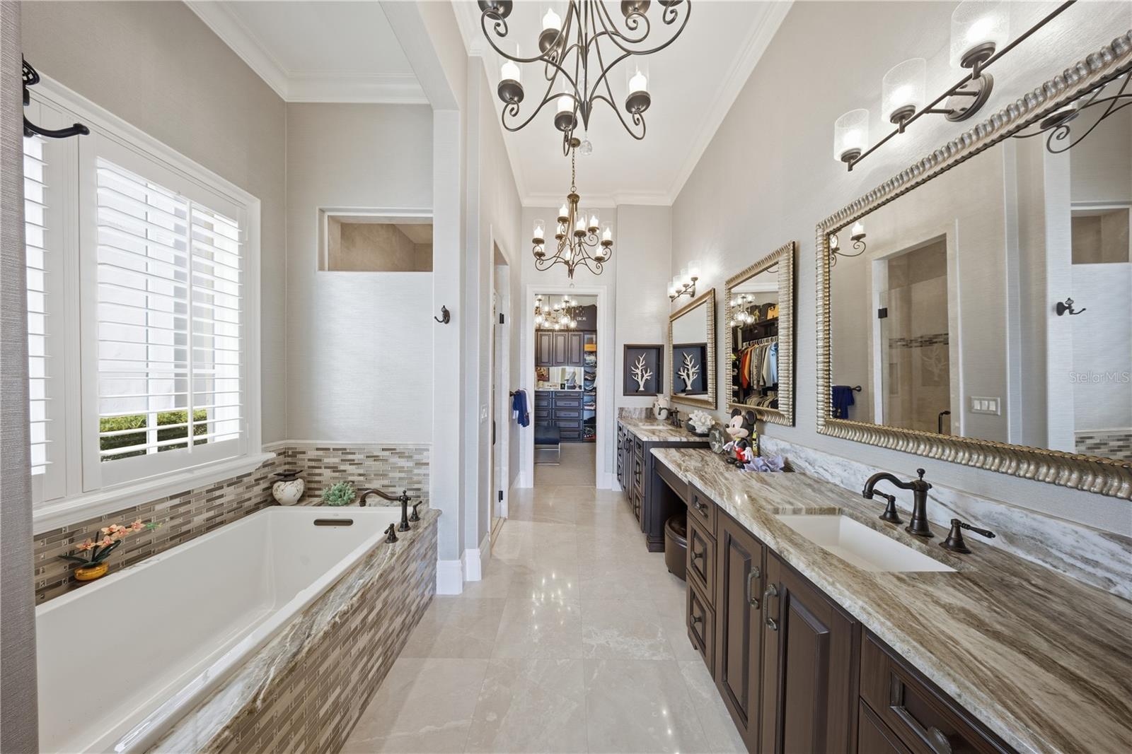 Image 30 of 68 For 10164 Carthay Drive