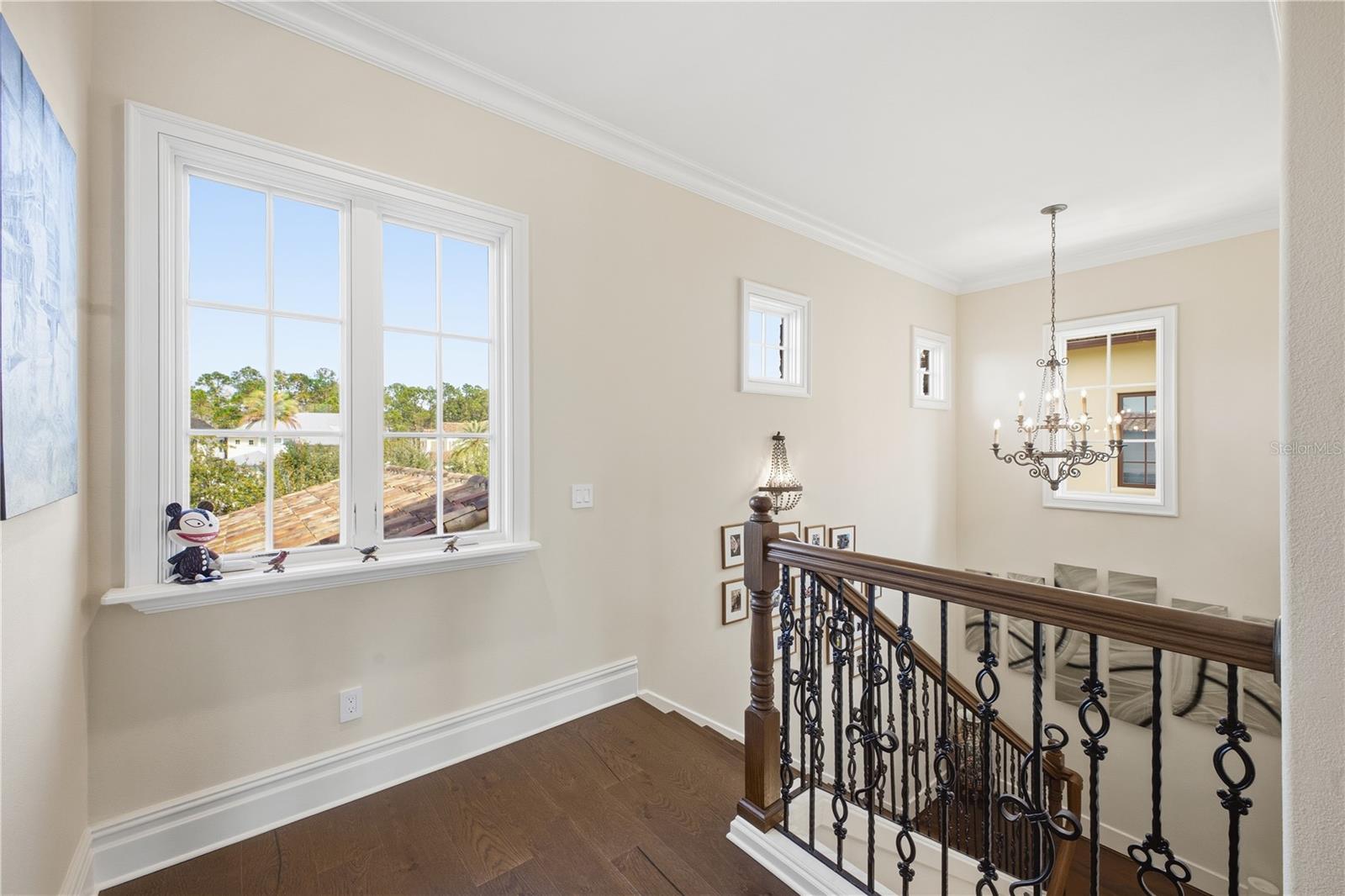 Image 38 of 68 For 10164 Carthay Drive