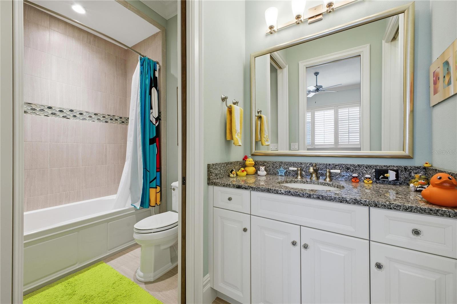 Image 52 of 68 For 10164 Carthay Drive