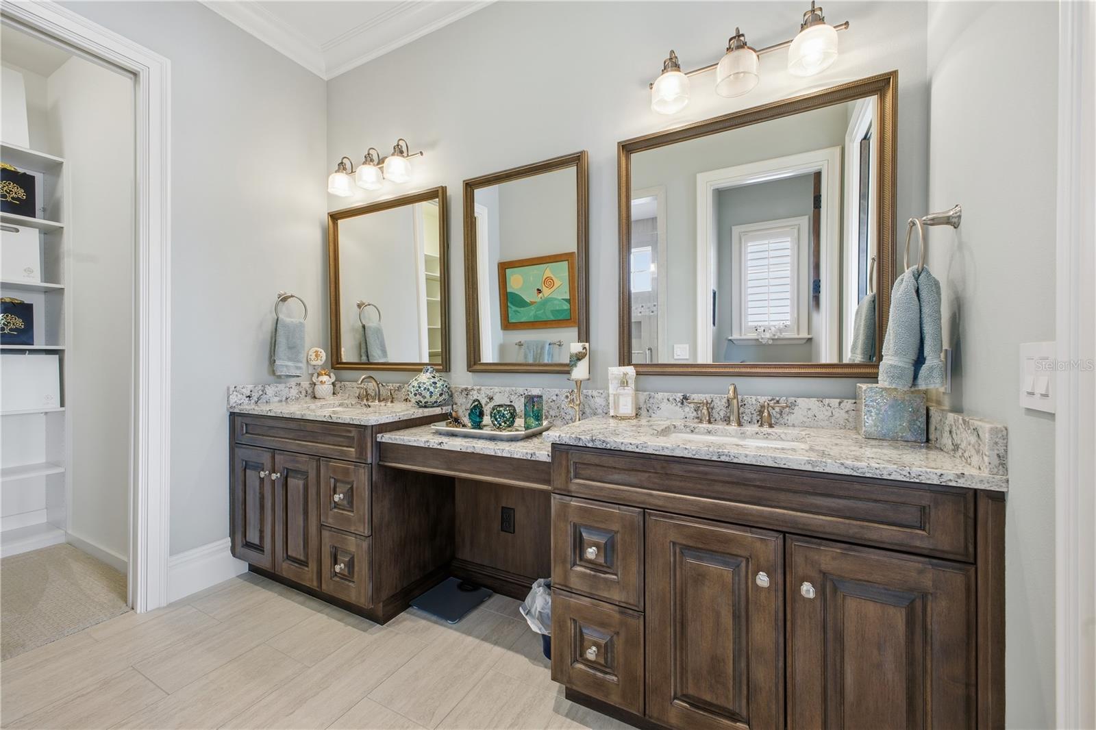 Image 56 of 68 For 10164 Carthay Drive