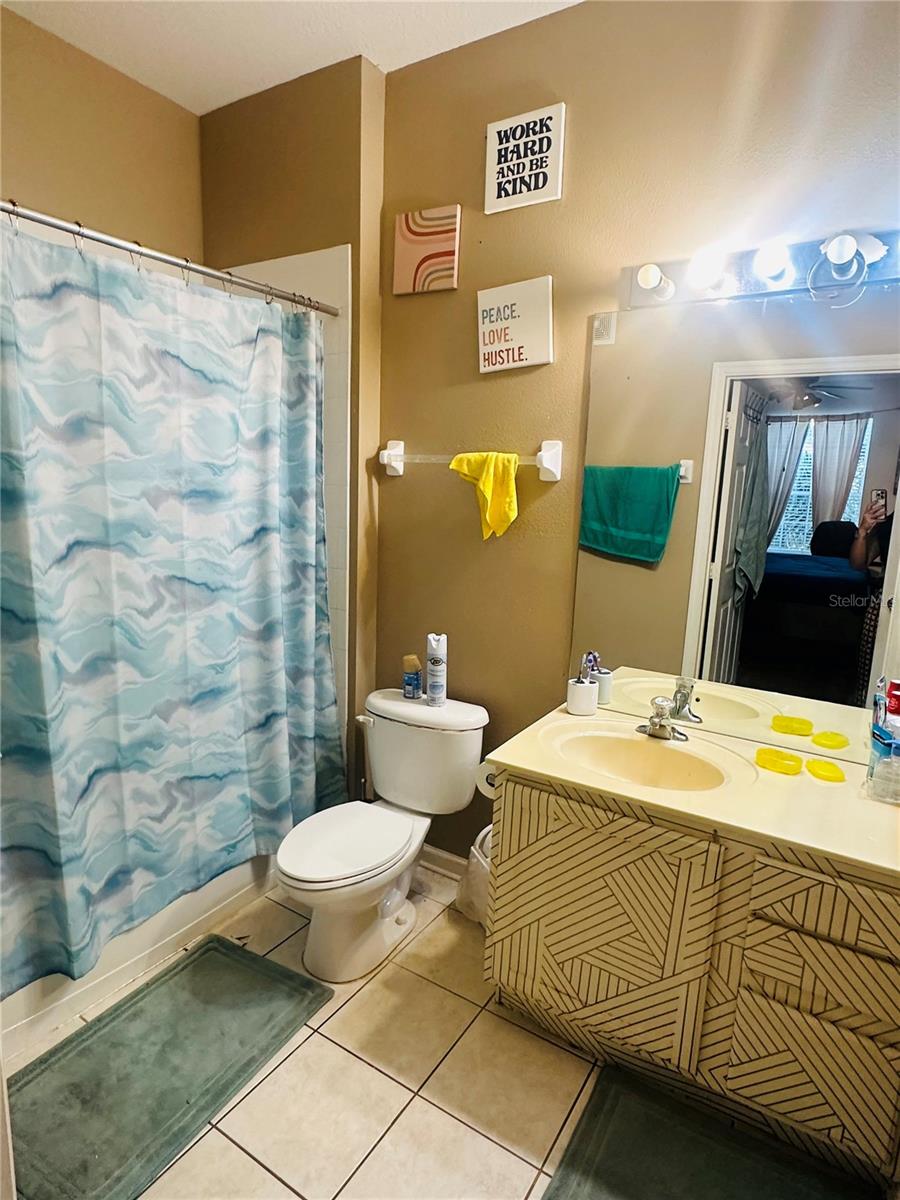 Image 6 of 8 For 6084 Stevenson Drive 304