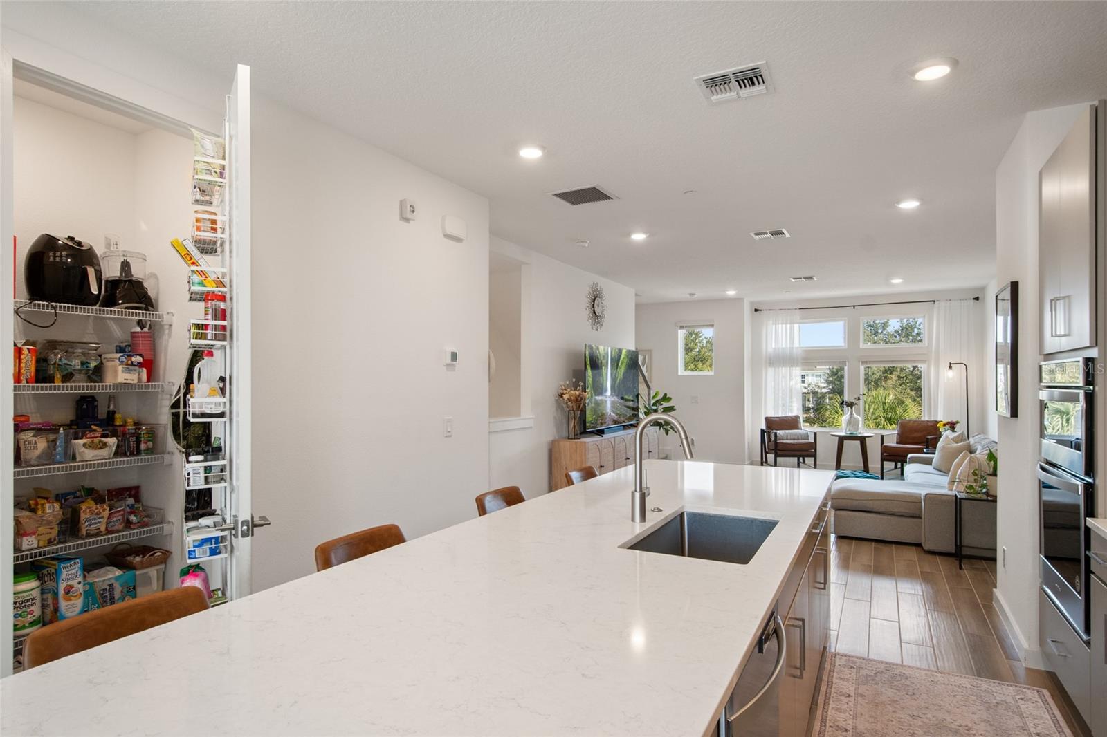 Image 18 of 73 For 13108 Bovet Avenue