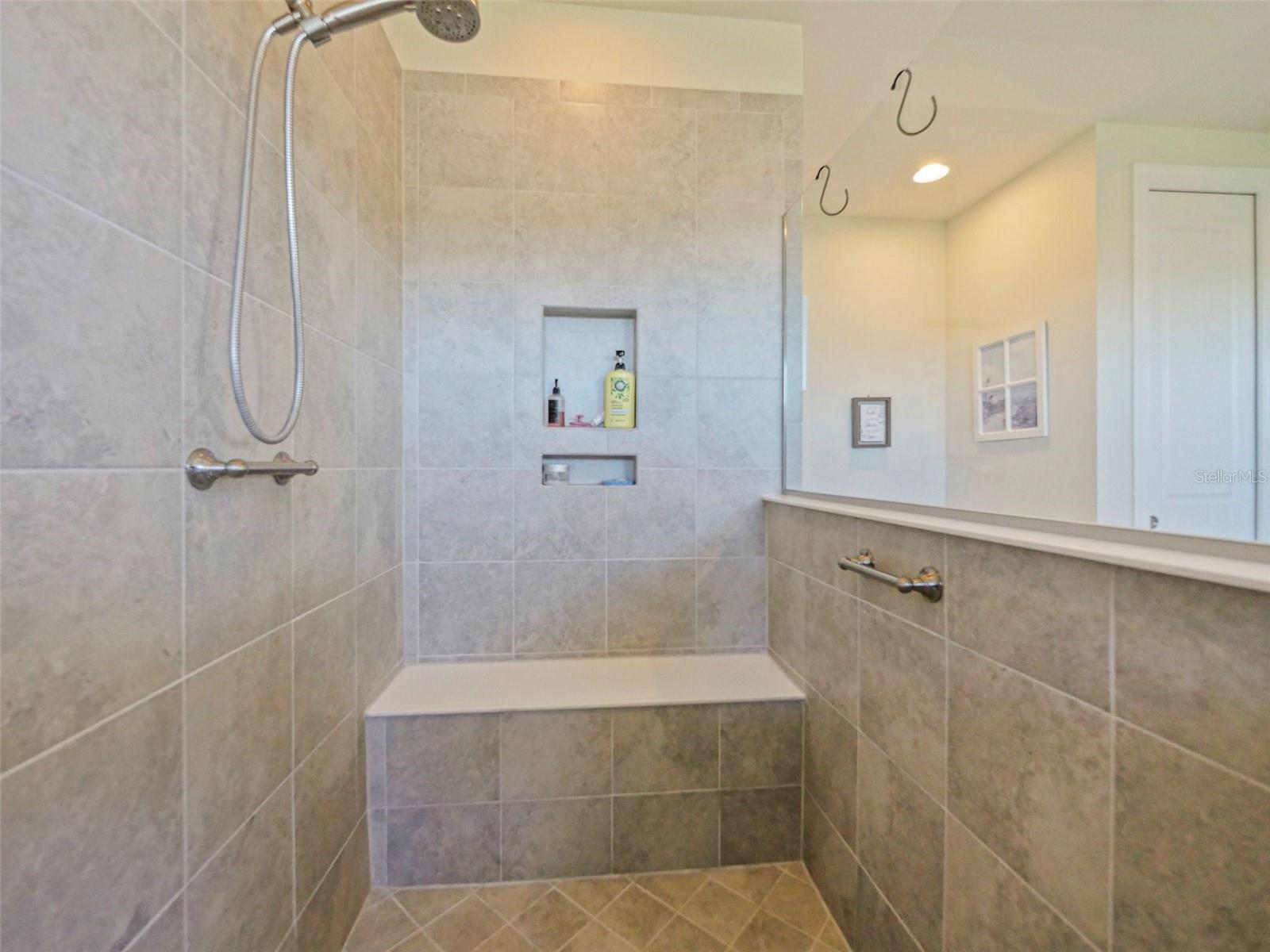 Image 44 of 64 For 10938 Savona Way