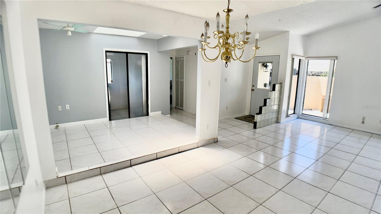 Image 10 of 36 For 761 Golden Sunshine Circle