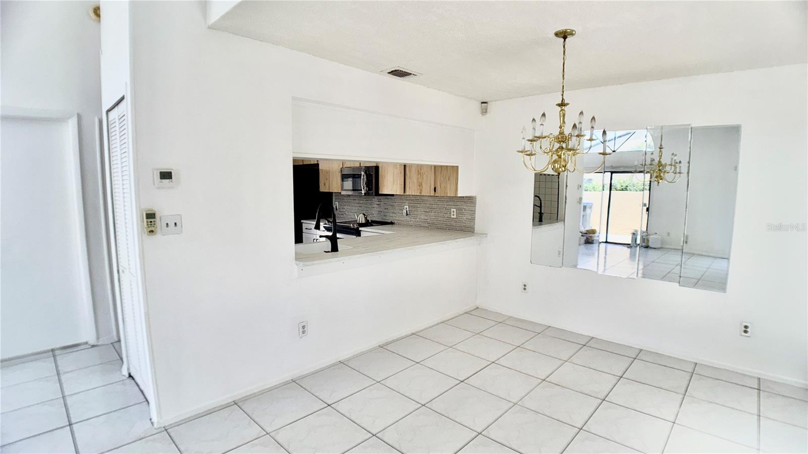 Image 12 of 36 For 761 Golden Sunshine Circle