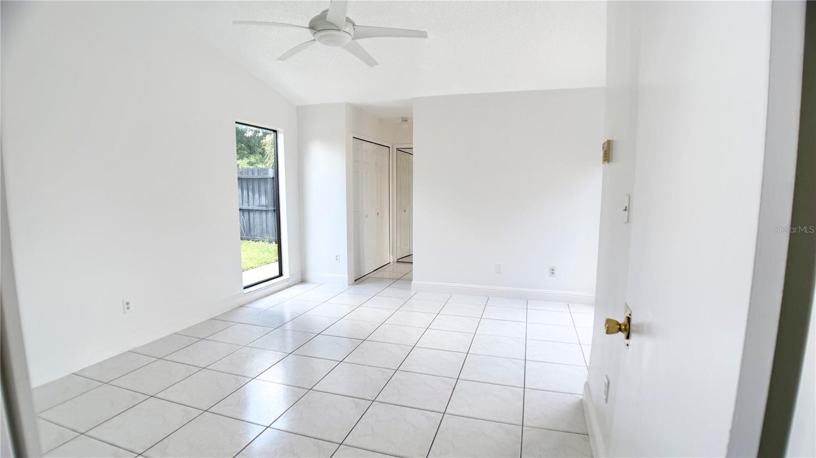 Image 19 of 36 For 761 Golden Sunshine Circle