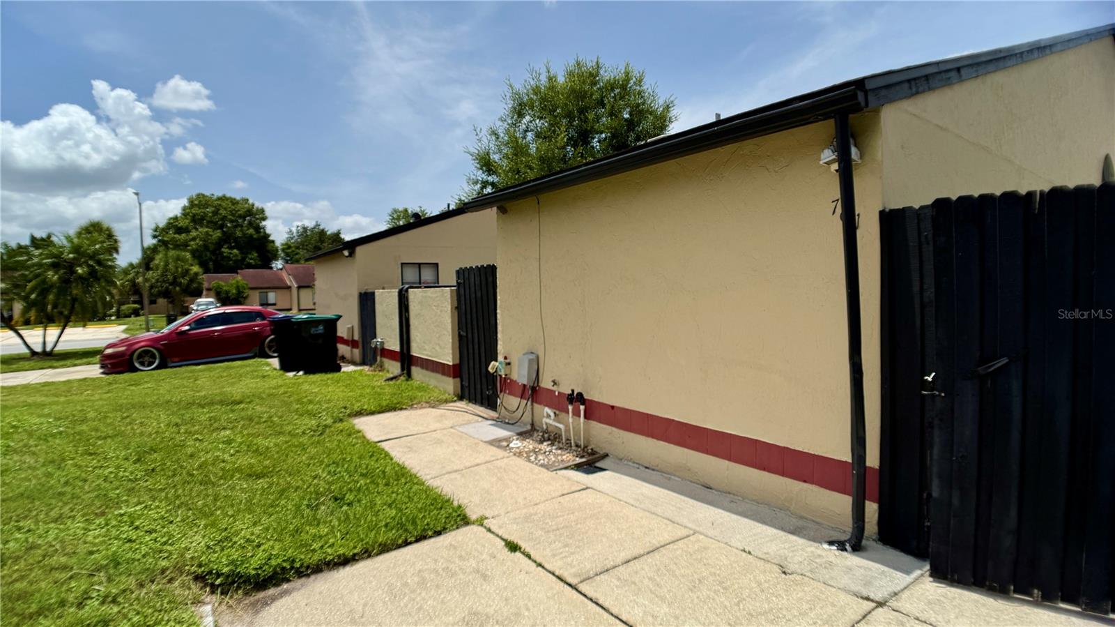 Image 2 of 36 For 761 Golden Sunshine Circle