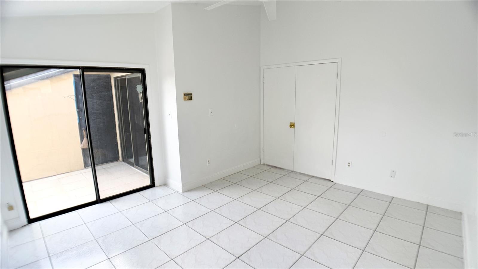 Image 21 of 36 For 761 Golden Sunshine Circle