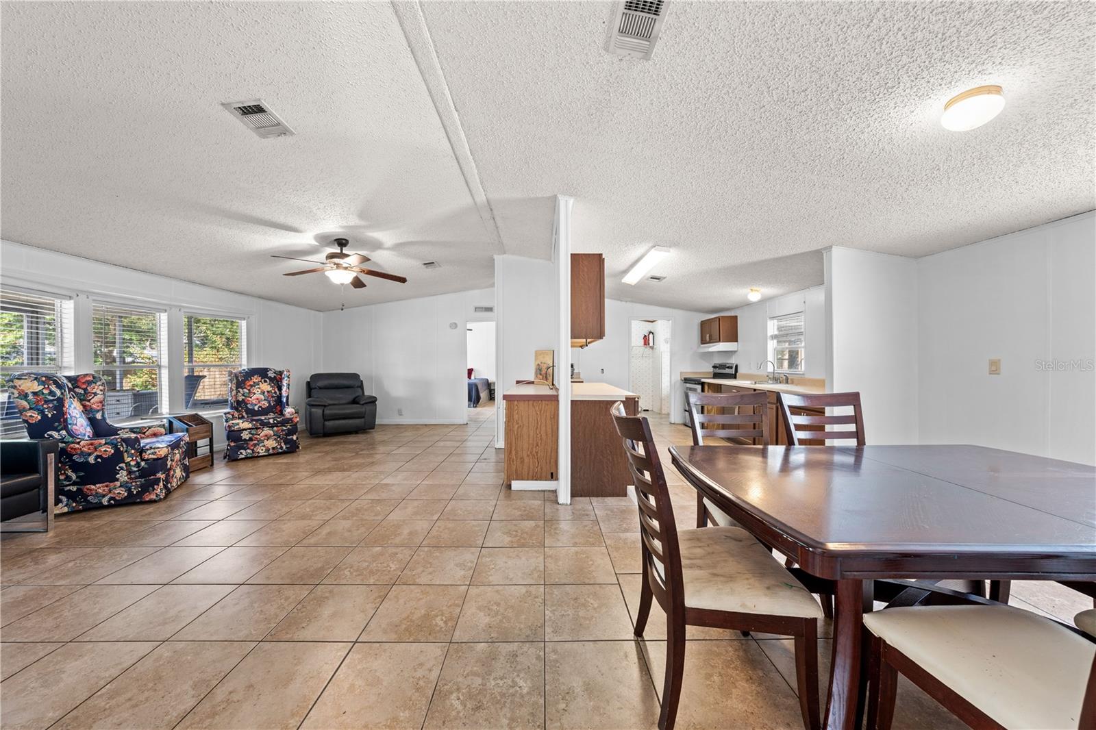 Image 10 of 51 For 2639 Liberty Boulevard