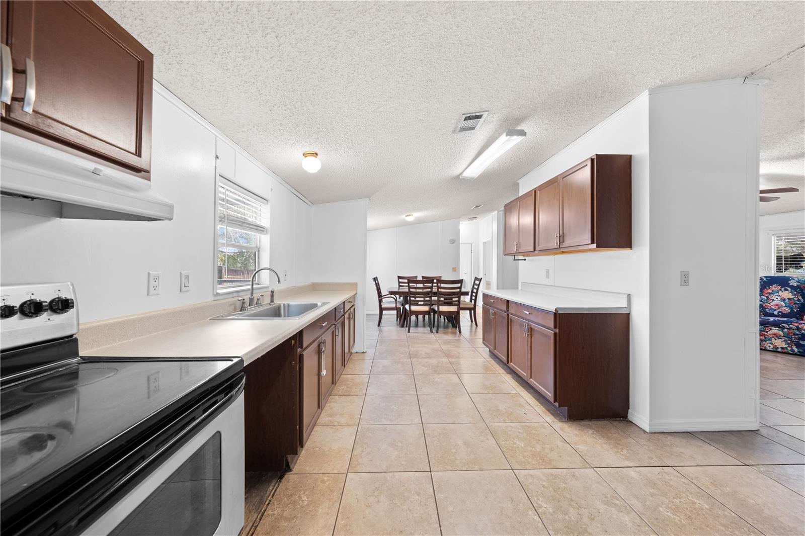 Image 17 of 51 For 2639 Liberty Boulevard