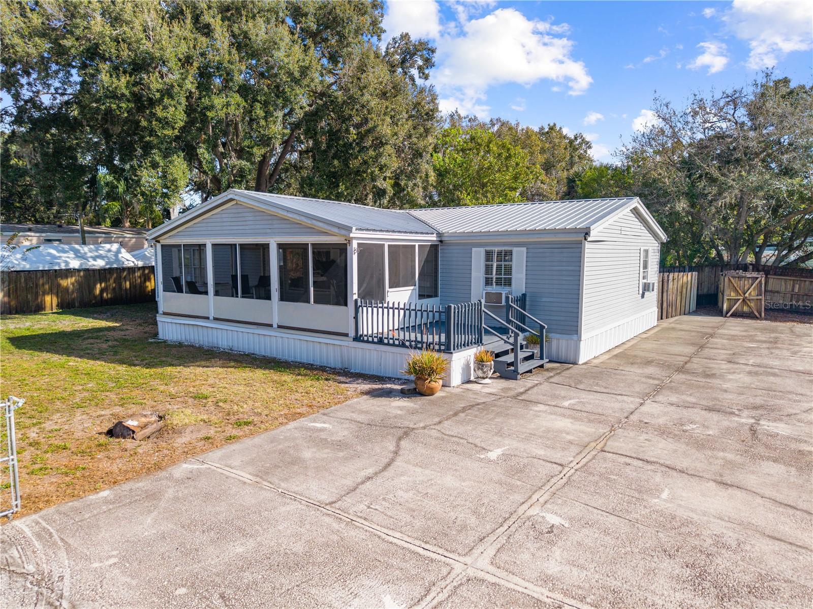 Image 2 of 51 For 2639 Liberty Boulevard