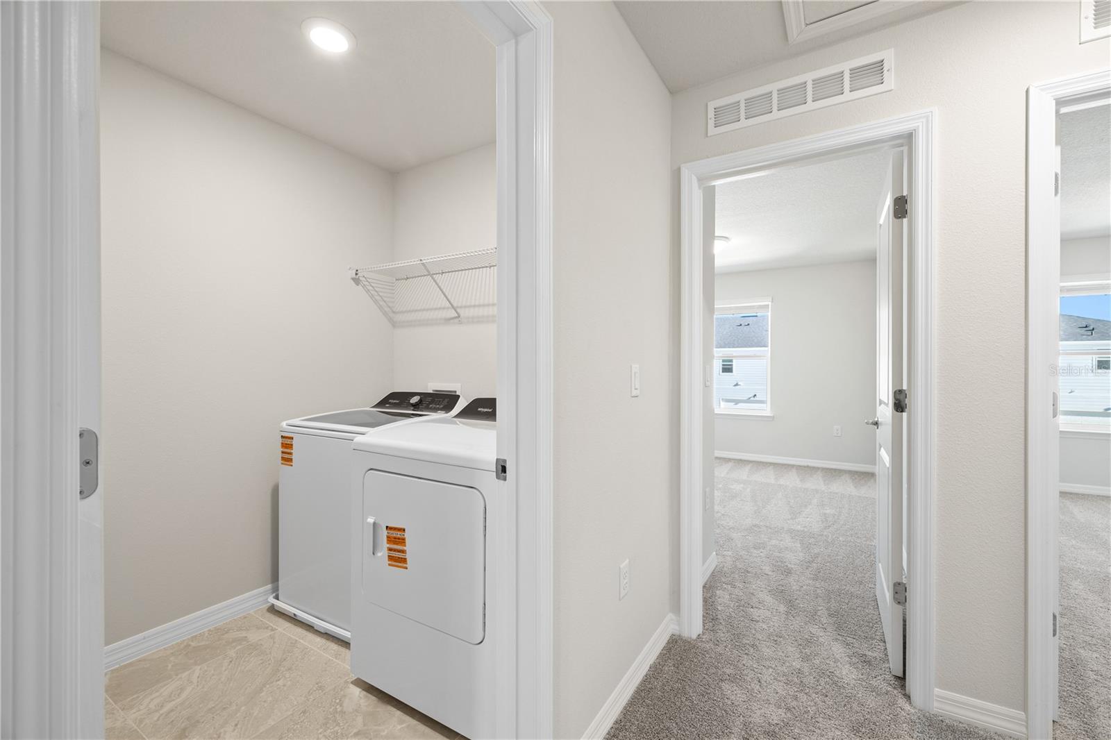 Image 21 of 37 For 6373 Breeze Filled Lane