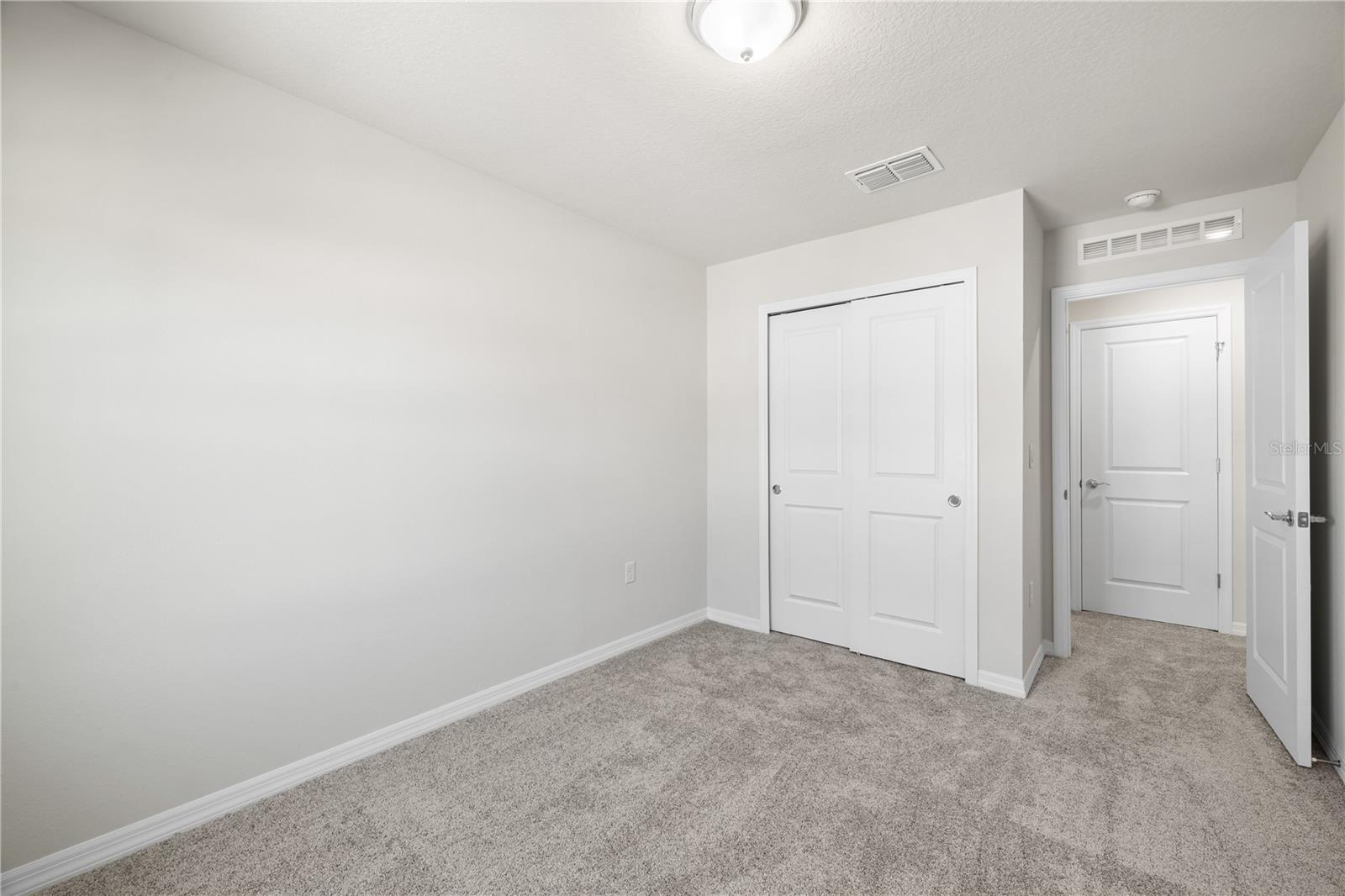 Image 27 of 37 For 6373 Breeze Filled Lane