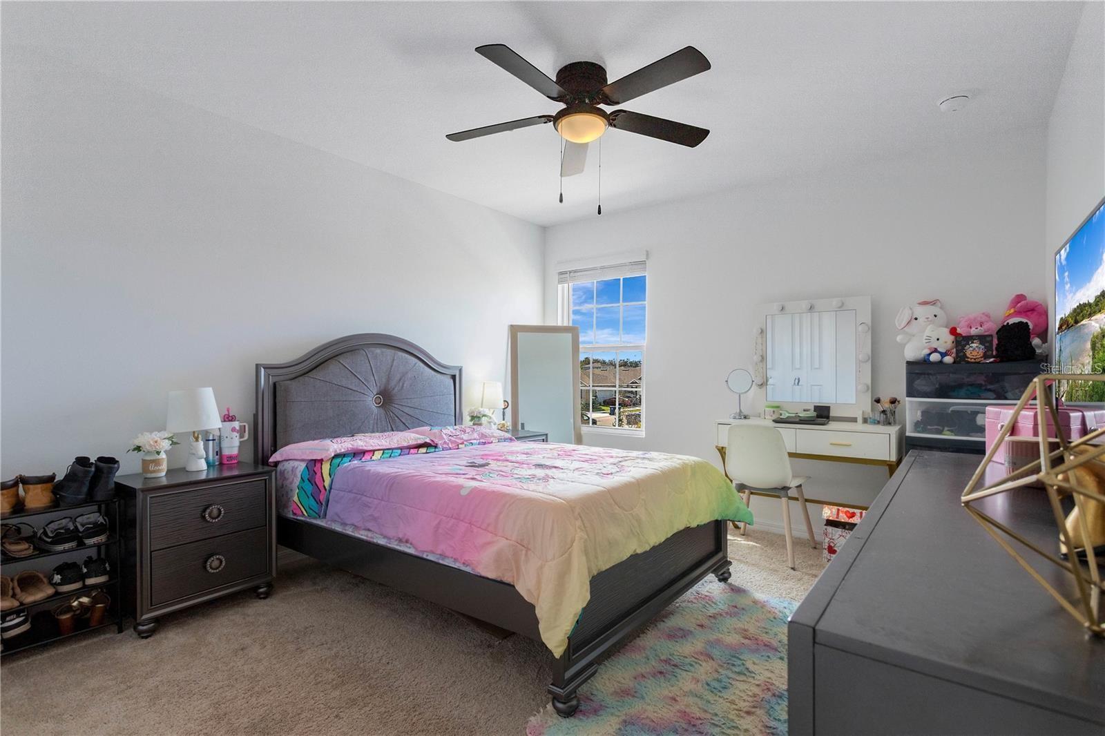 Image 16 of 30 For 682 Heritage Square Drive