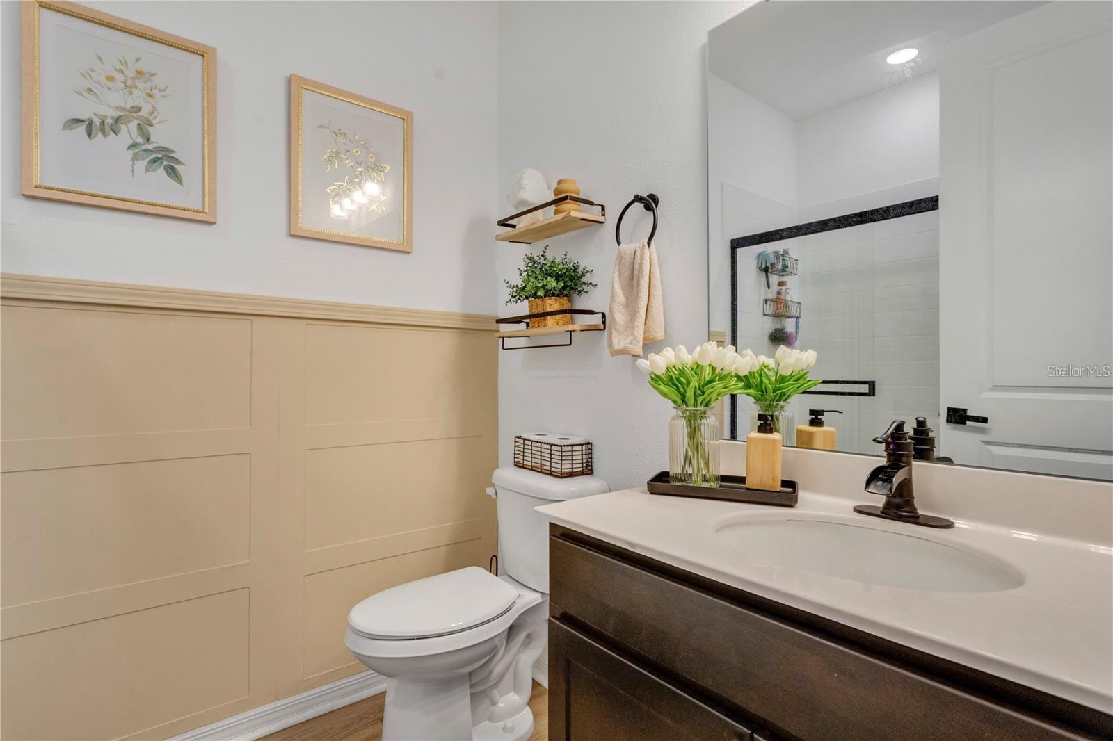 Image 18 of 30 For 682 Heritage Square Drive