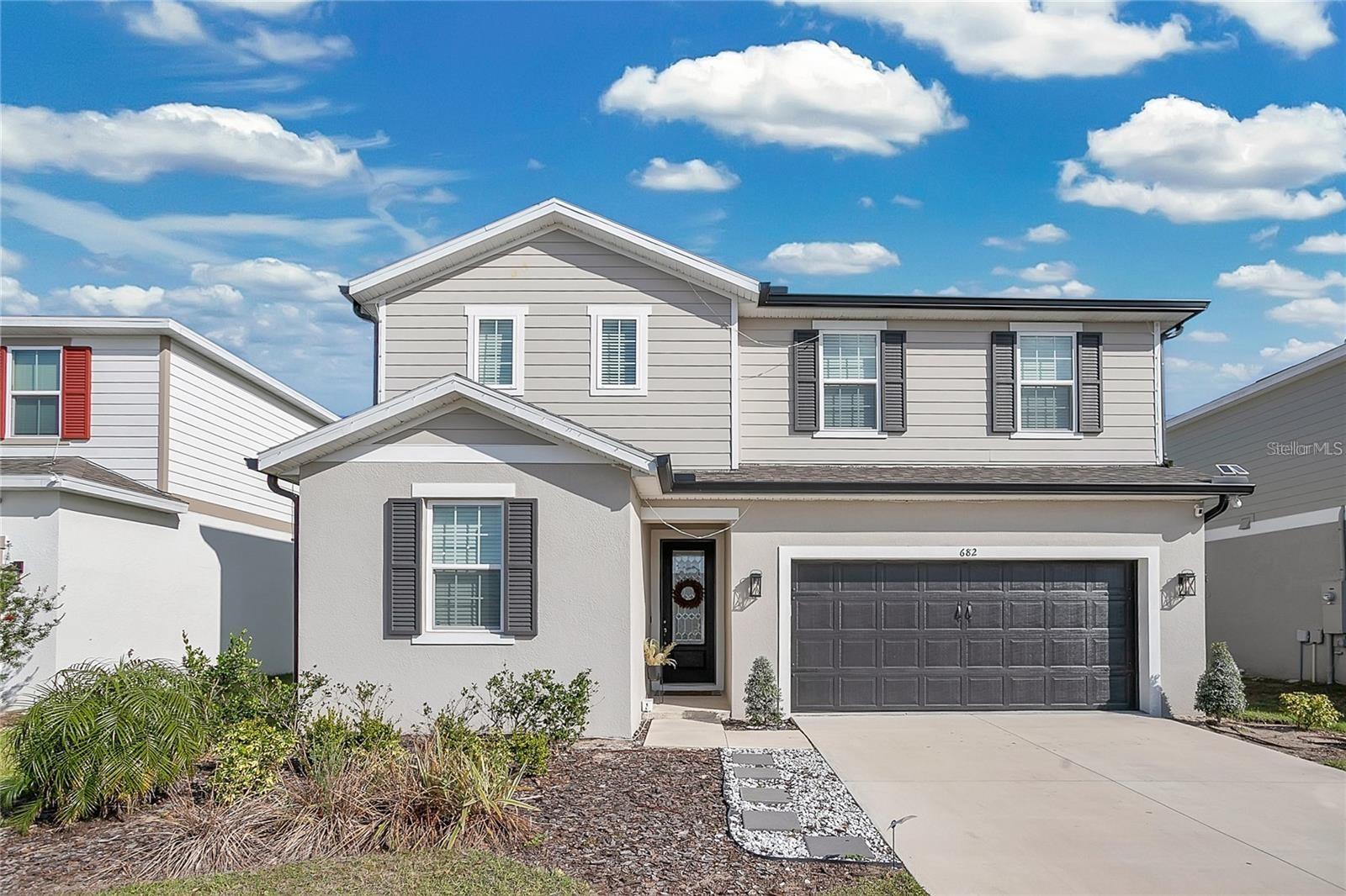 Image 2 of 30 For 682 Heritage Square Drive