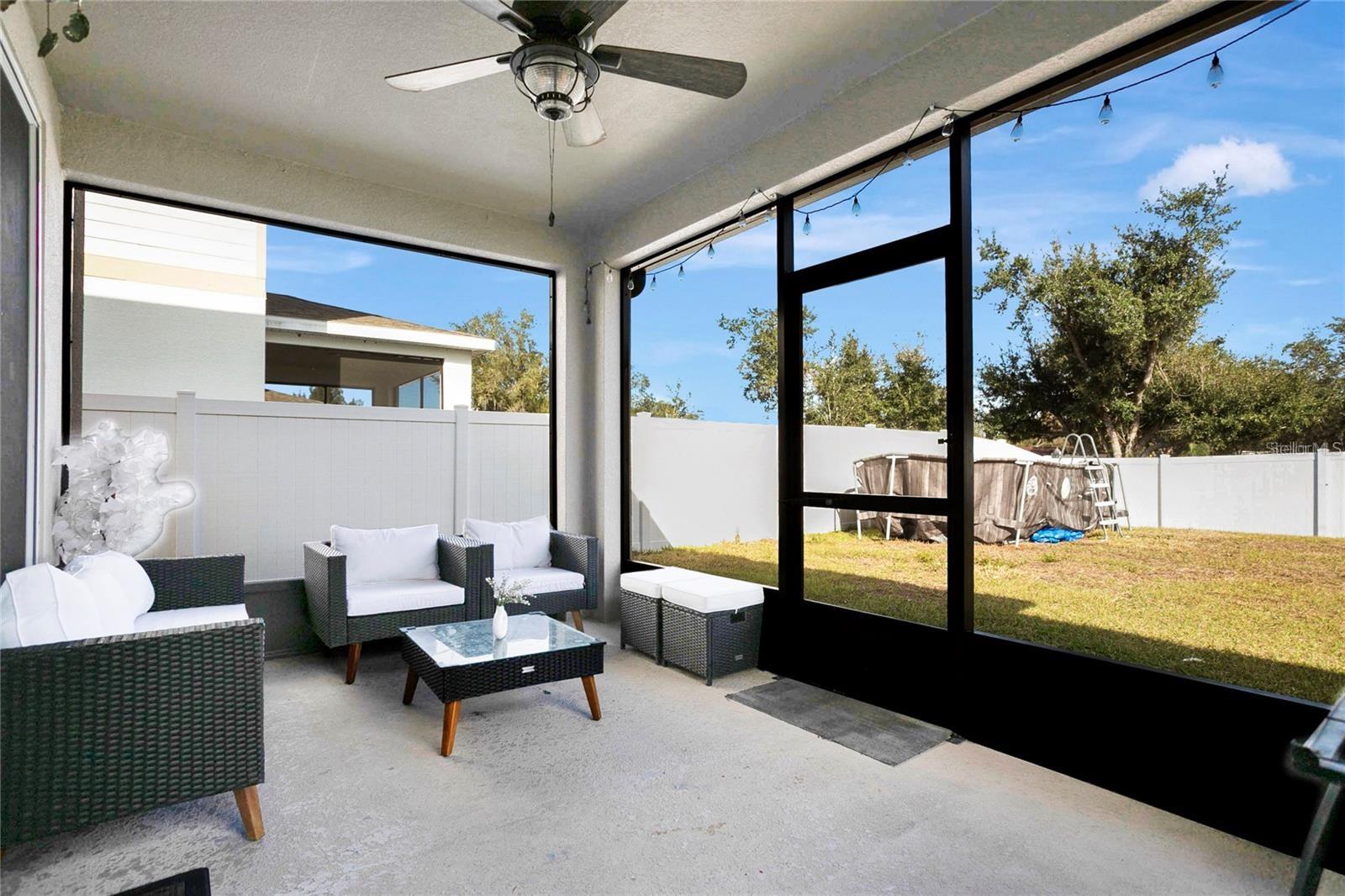 Image 22 of 30 For 682 Heritage Square Drive