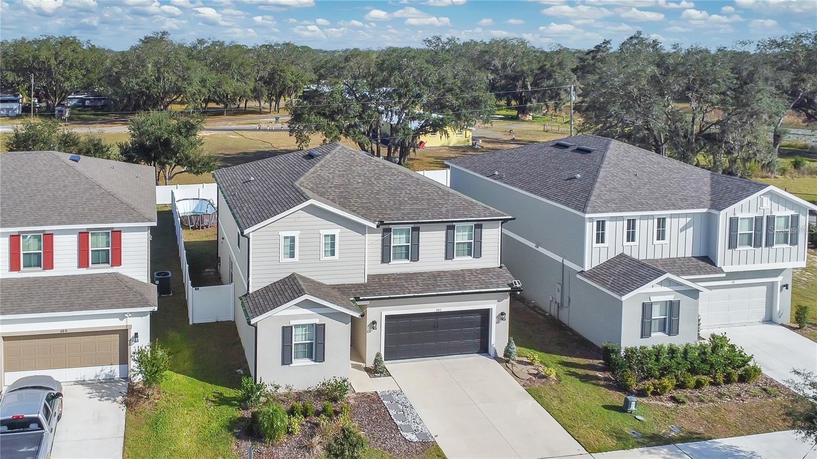 Image 28 of 30 For 682 Heritage Square Drive