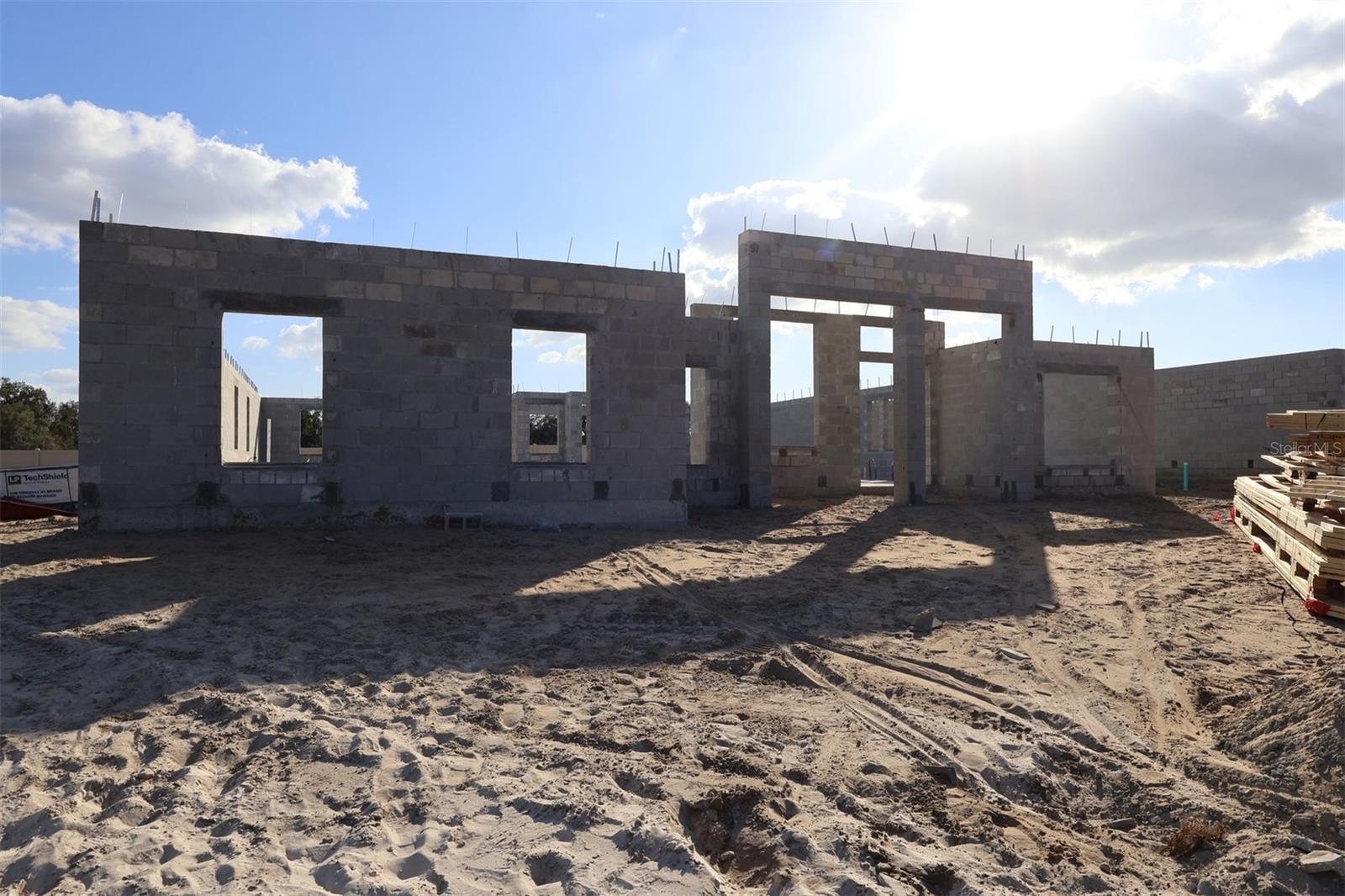 Image 4 of 15 For 3811 Wolves Creek Place