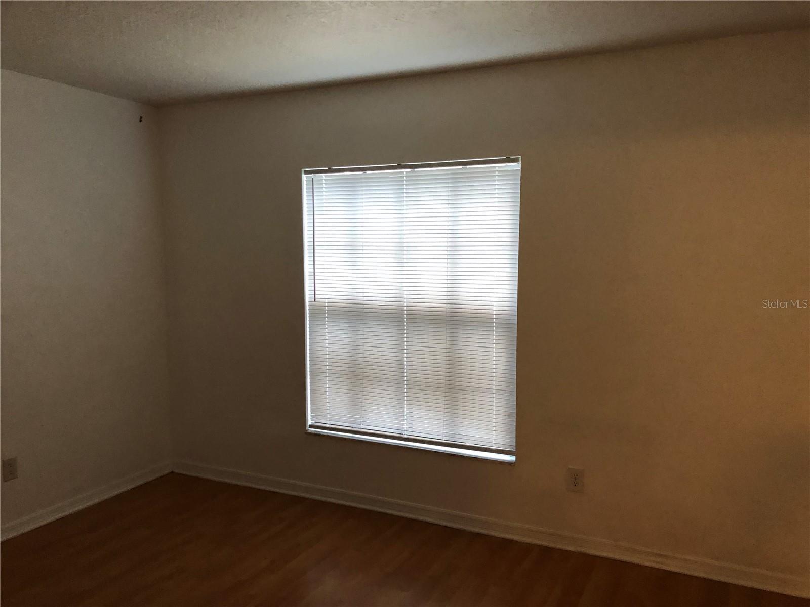 Image 17 of 17 For 1055 Kensington Park Drive 208