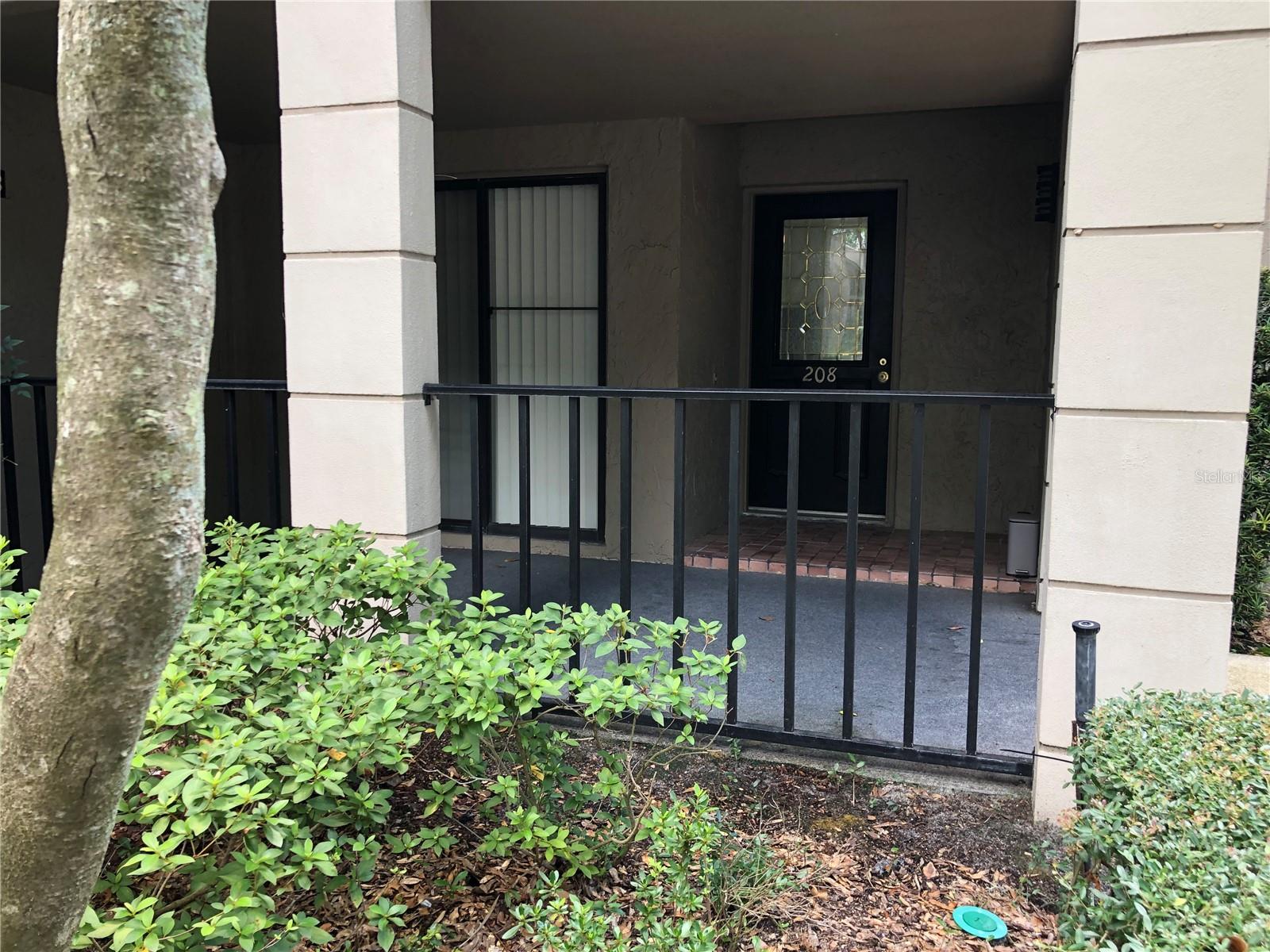 Image 2 of 17 For 1055 Kensington Park Drive 208