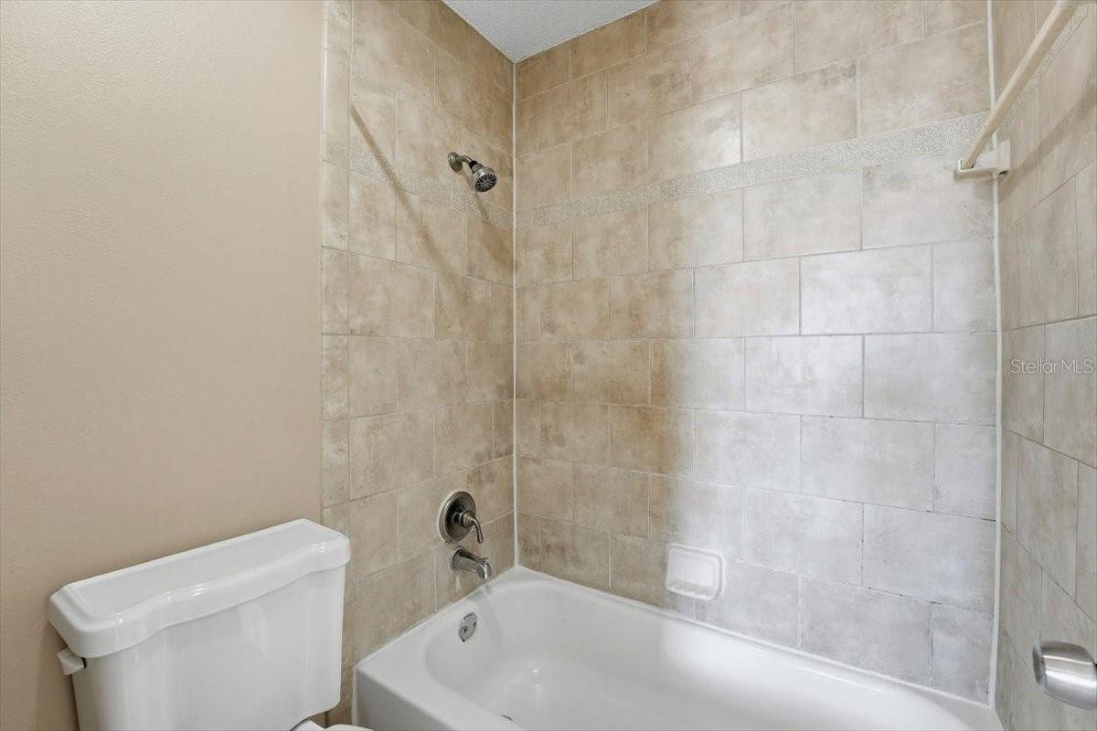 Image 12 of 15 For 1645 Sandy Point Square 73