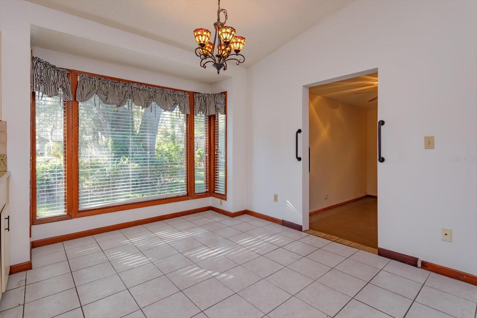 Image 14 of 36 For 312 Kimberly Court