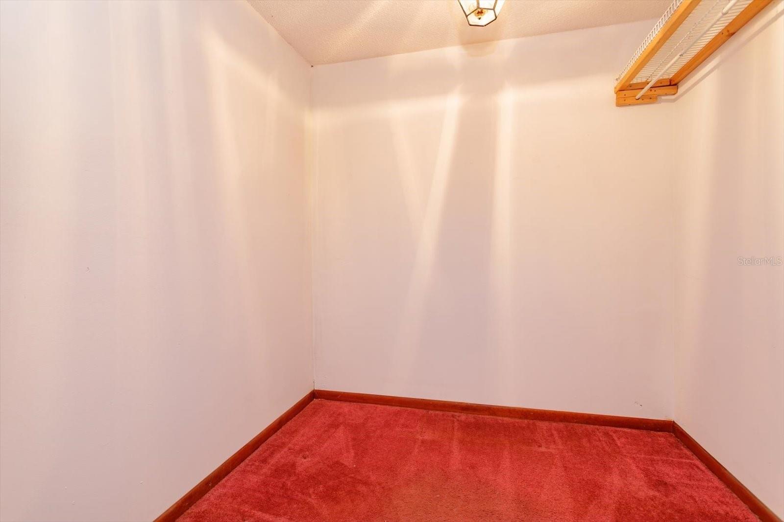 Image 22 of 36 For 312 Kimberly Court