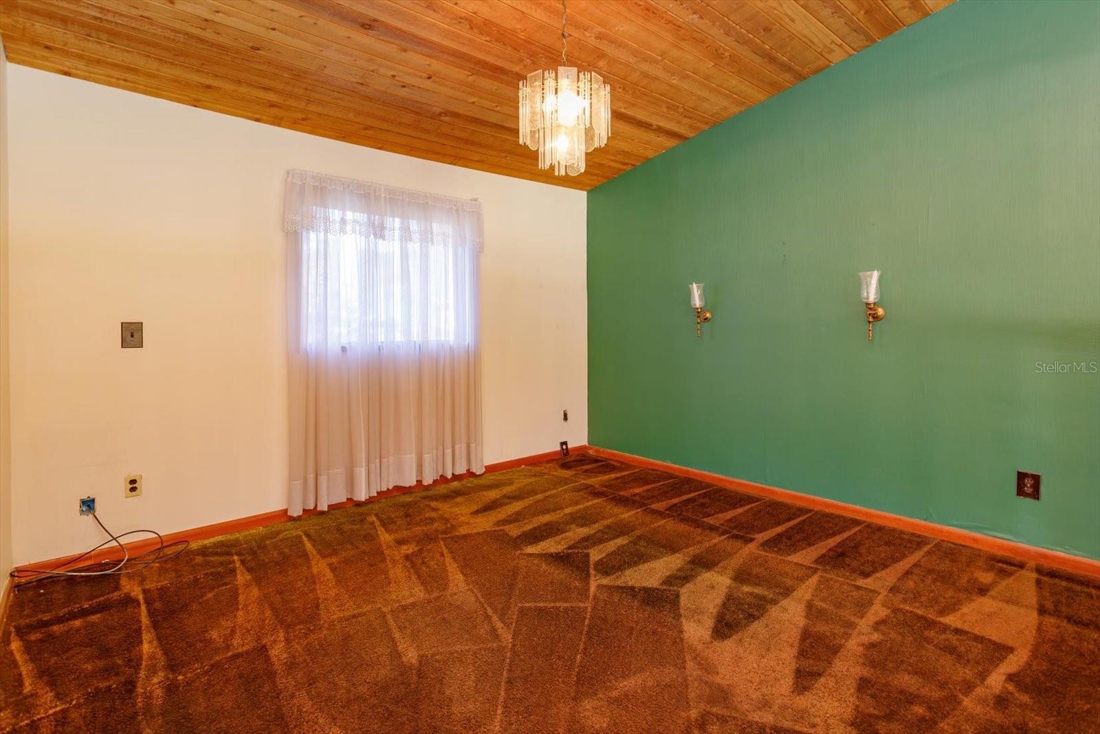 Image 26 of 36 For 312 Kimberly Court