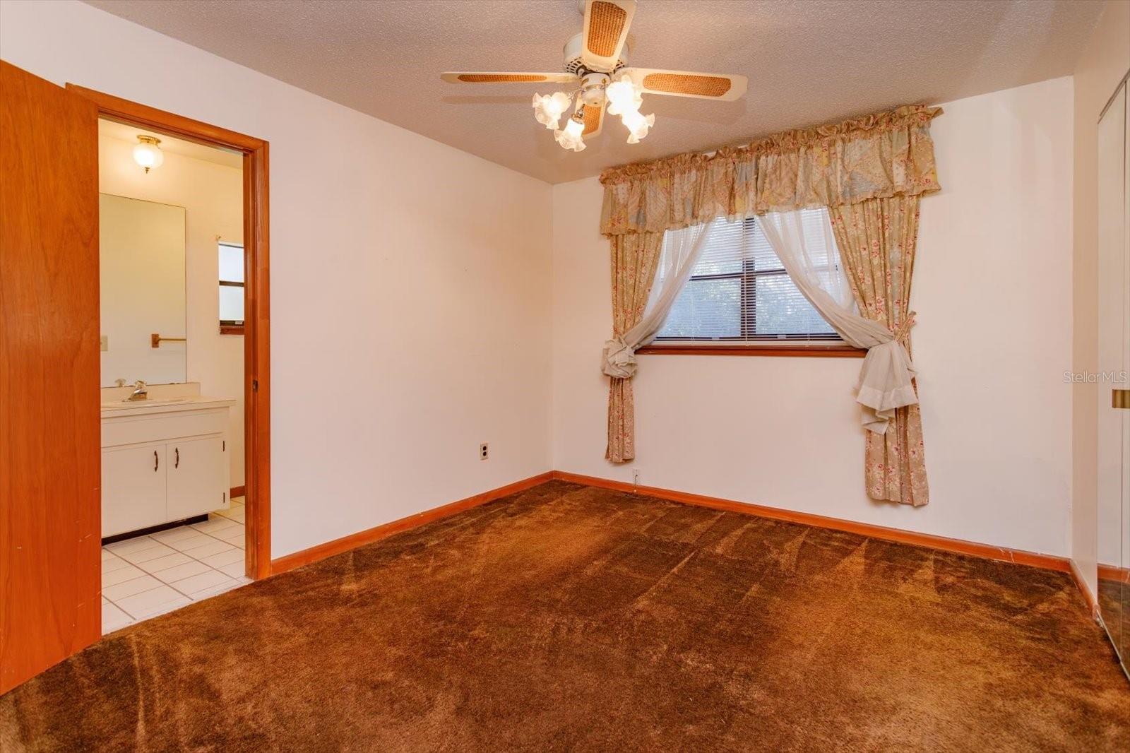 Image 27 of 36 For 312 Kimberly Court