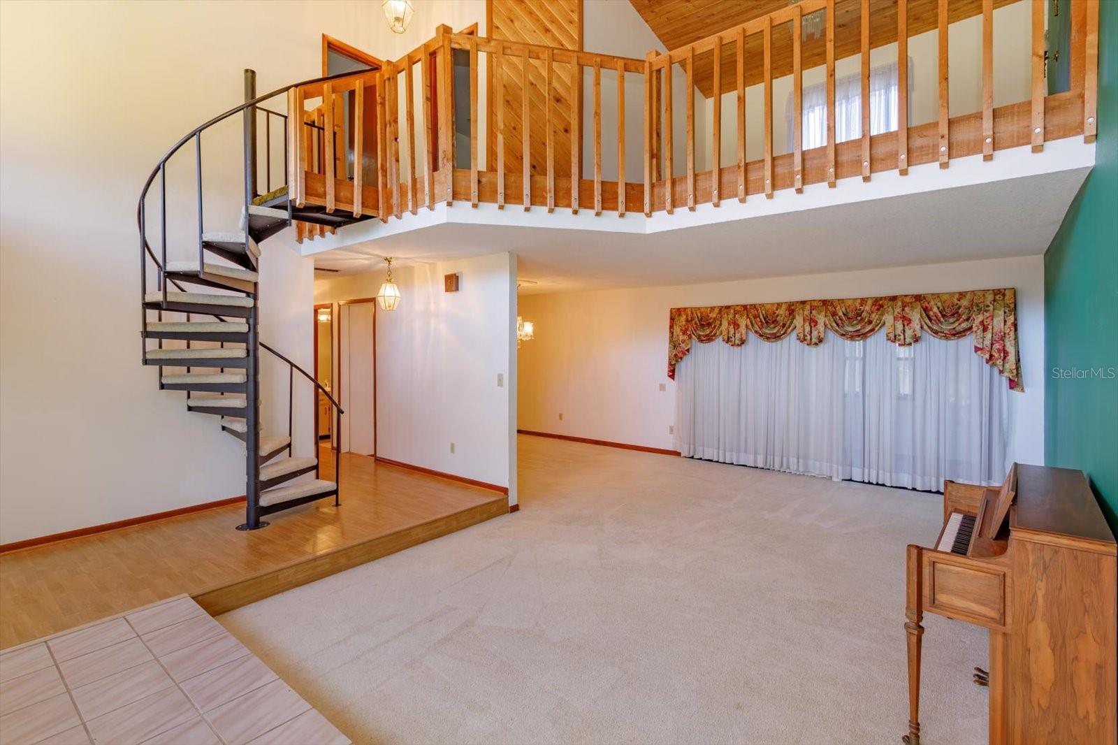 Image 7 of 36 For 312 Kimberly Court