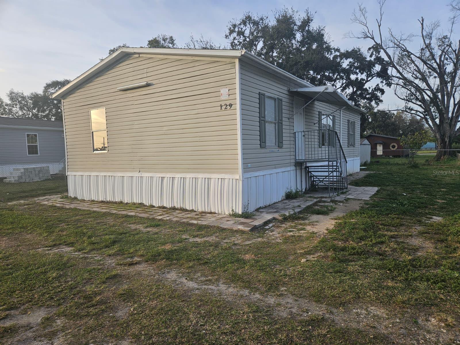 Image 18 of 27 For 129 4th Street