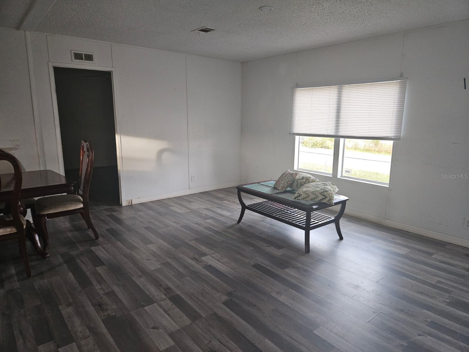 Image 8 of 27 For 129 4th Street