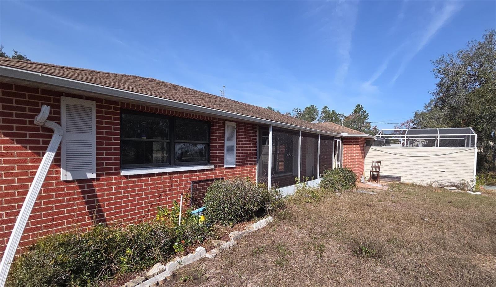 Image 10 of 16 For 15839 Hicks Road