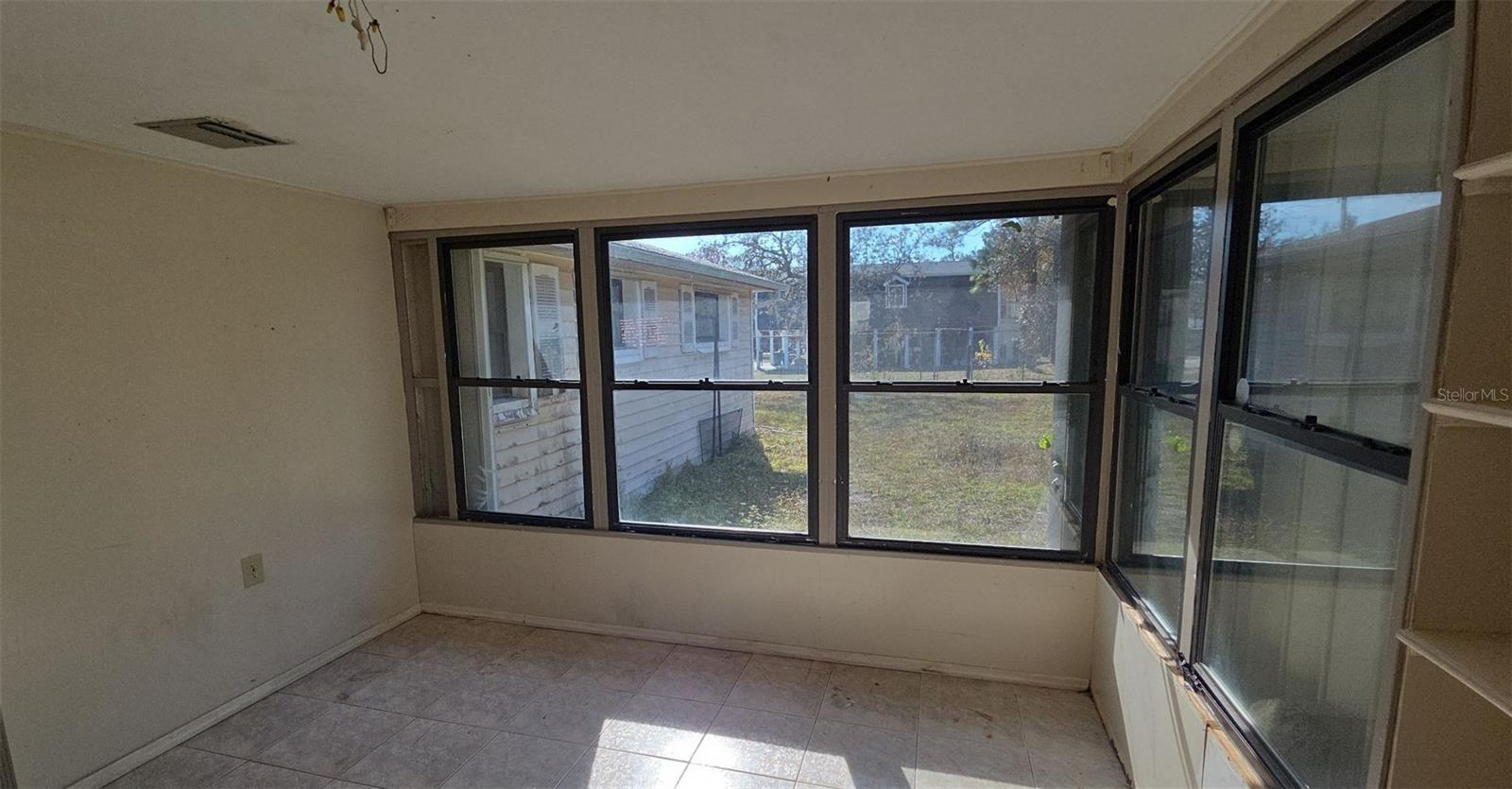 Image 8 of 16 For 15839 Hicks Road